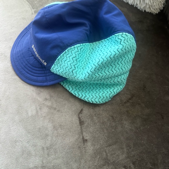 Patagonia Teal Fleece Cap - Picture 3 of 8